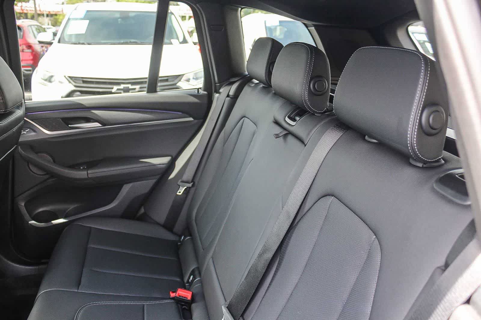Used 2023 BMW X3 sDrive30i w/ Premium Package w/ZPA RWD image 26