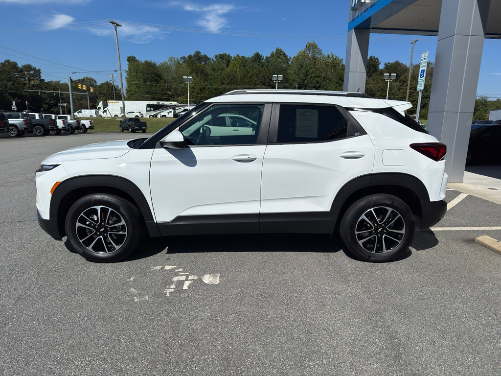 Used 2025 Chevrolet TrailBlazer LT image 5