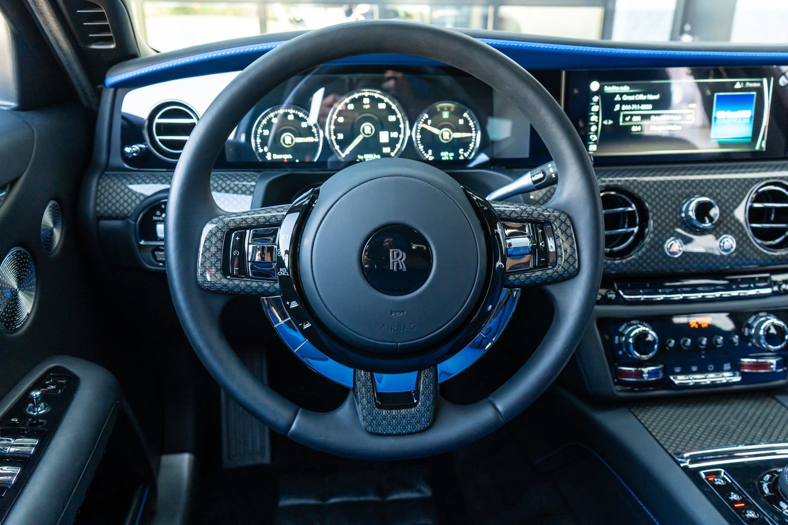 Used 2022 Rolls-Royce Ghost Black Badge AWD/4WD image 32