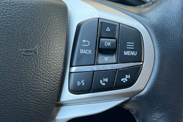 Used 2022 Ford Explorer XLT w/ Equipment Group 202A AWD/4WD image 30