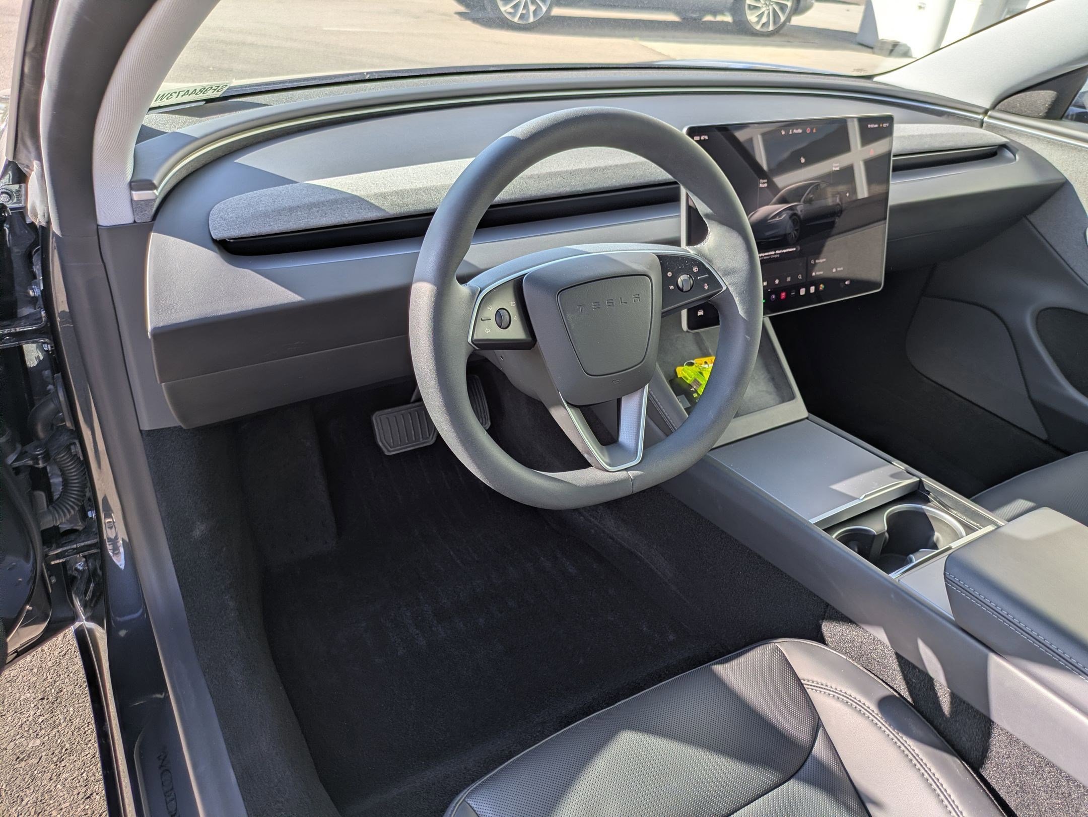 Used 2025 Tesla Model 3 image 17