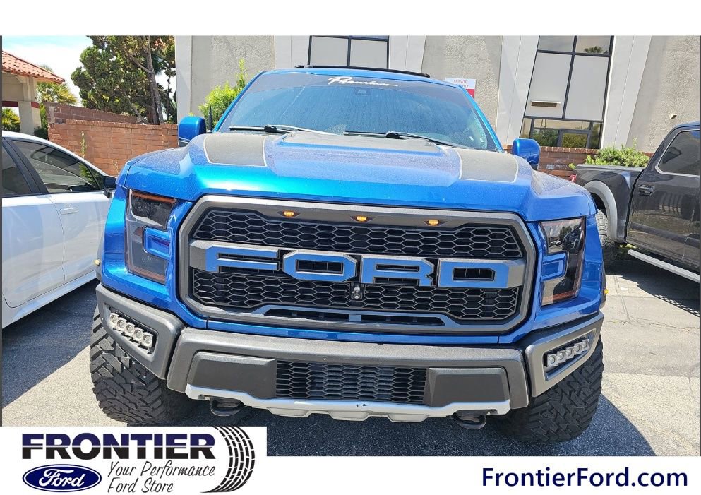 Used 2018 Ford F150 Raptor w/ Equipment Group 802A Luxury AWD/4WD image 3