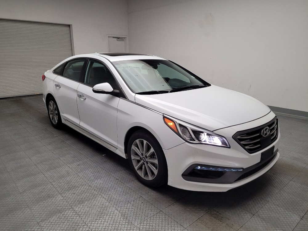 Used 2017 Hyundai Sonata Limited w/ Ultimate Package 04 FWD image 13