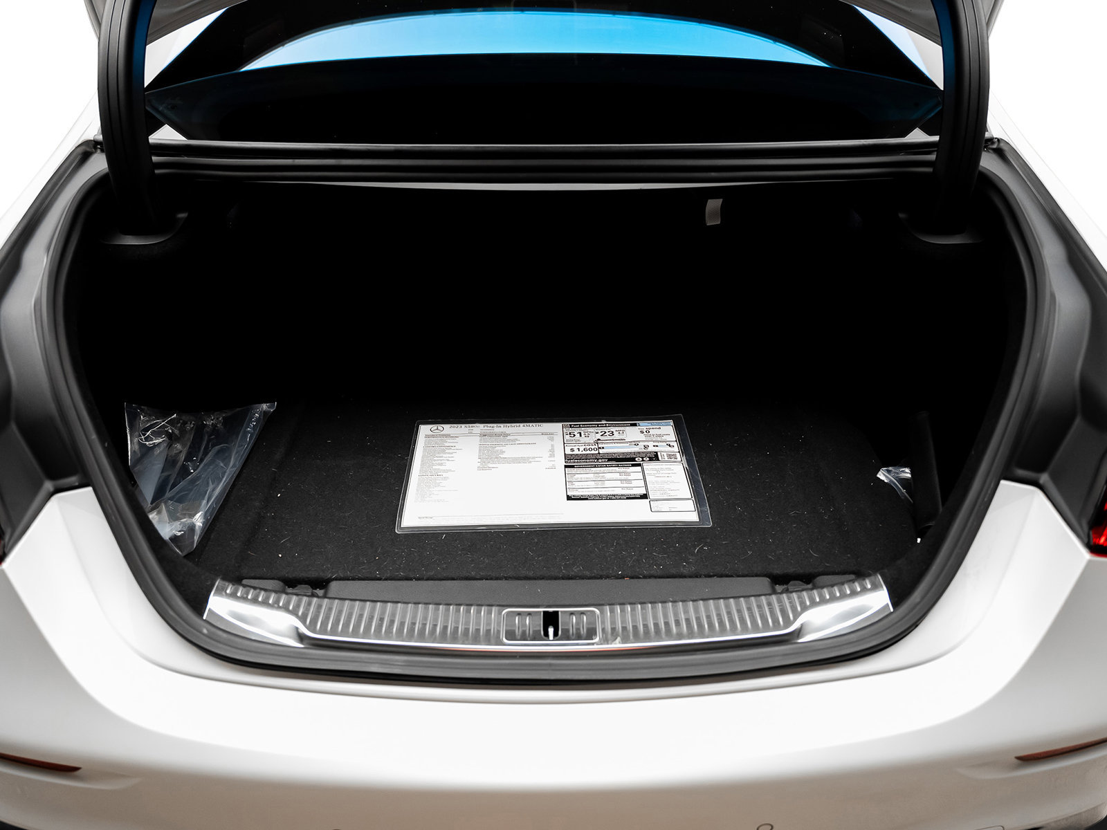 Used 2023 Mercedes-Benz S 580e 4MATIC Sedan image 52