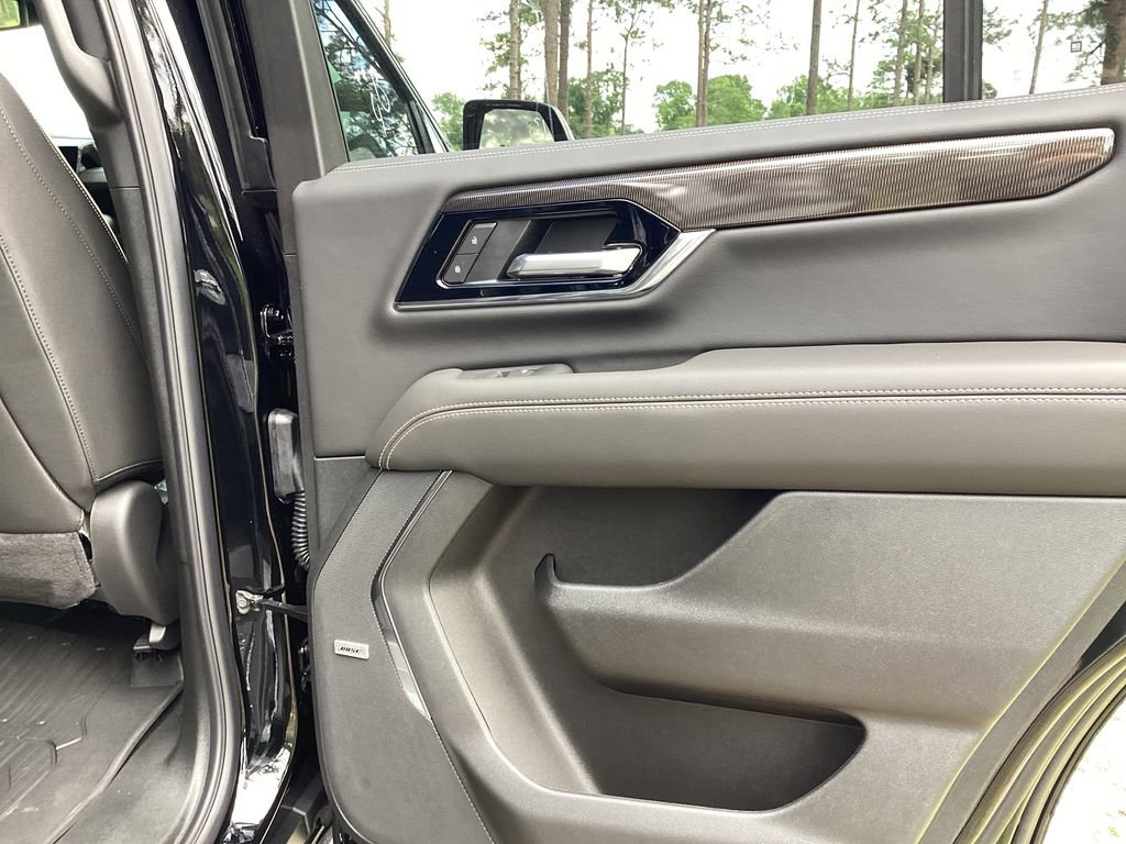 New 2026 GMC Yukon Elevation w/ LPO, Elevation Black Package RWD image 21