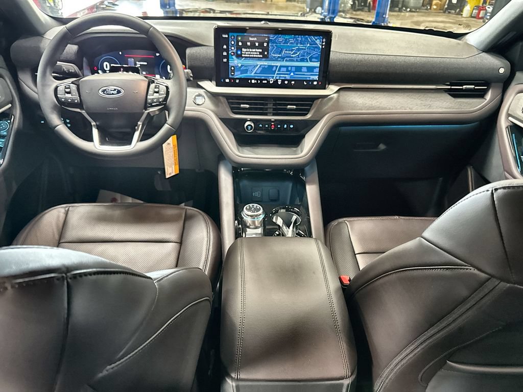New 2026 Ford Explorer Platinum w/ LUX Leather Package AWD/4WD image 26