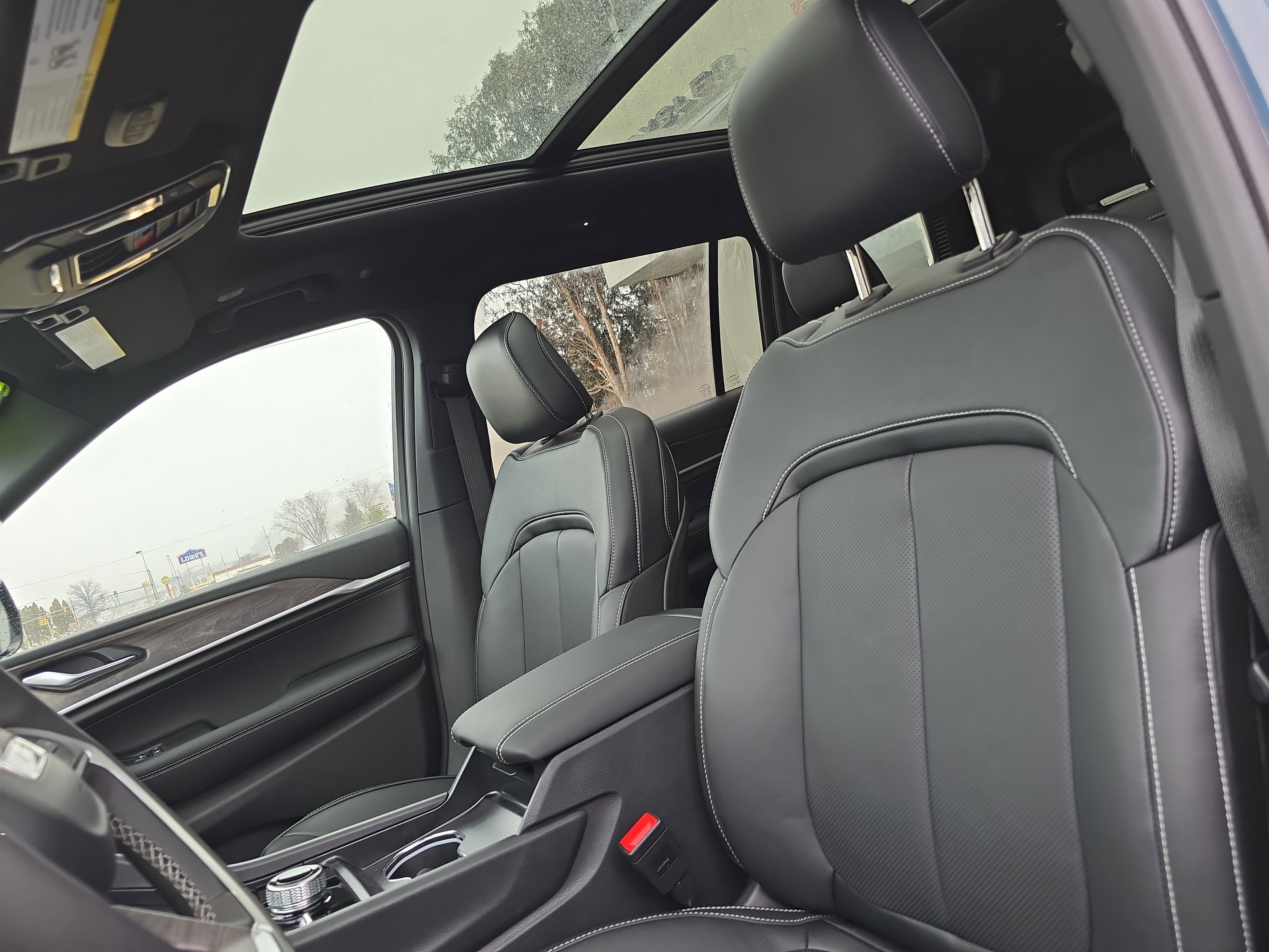 New 2026 Jeep Grand Cherokee L Limited image 12