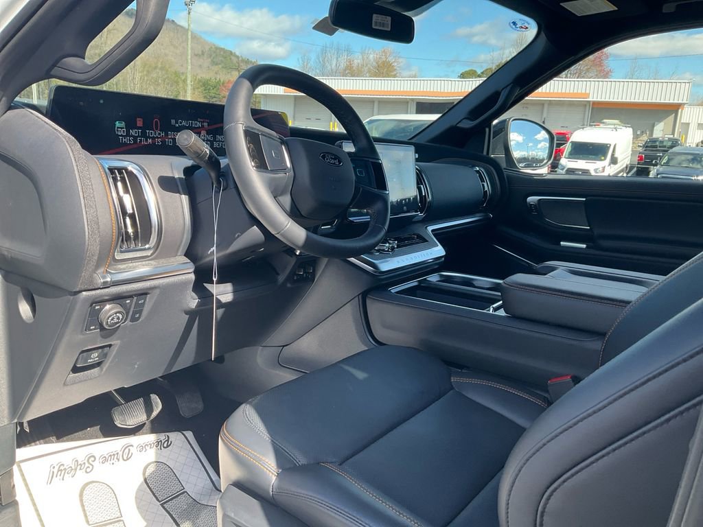 New 2026 Ford Expedition Tremor image 15