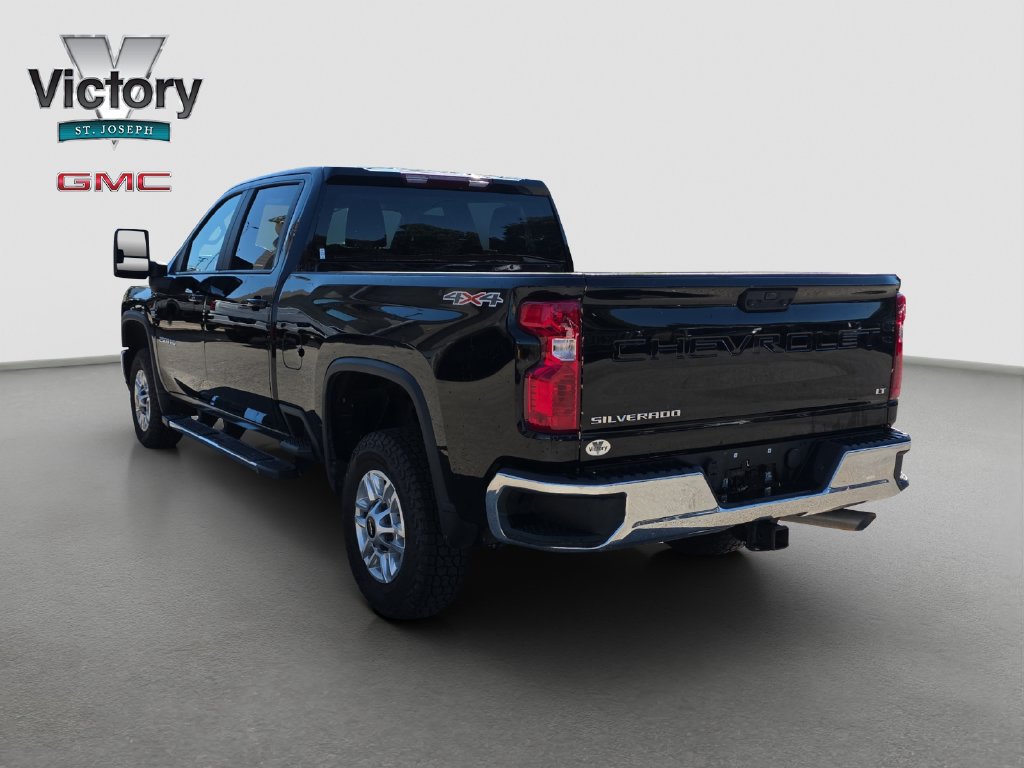 Used 2025 Chevrolet Silverado 2500 LT w/ Convenience Package AWD/4WD image 15