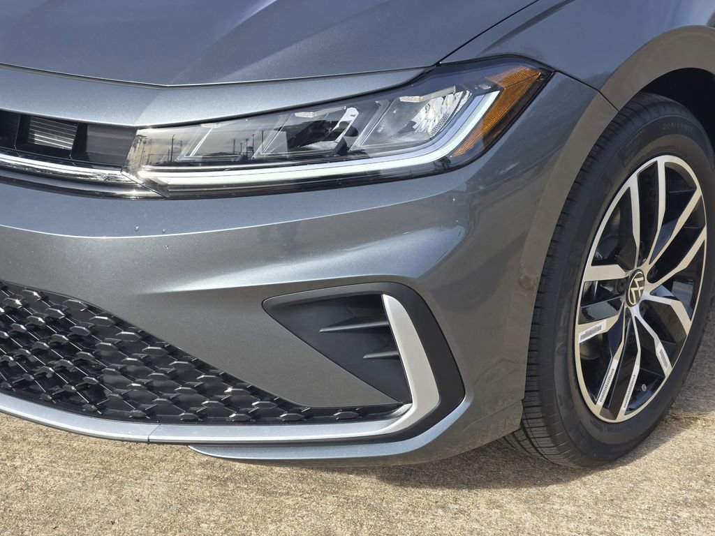 New 2026 Volkswagen Jetta SE image 6