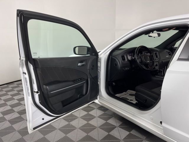 Used 2023 Dodge Charger SXT RWD image 18