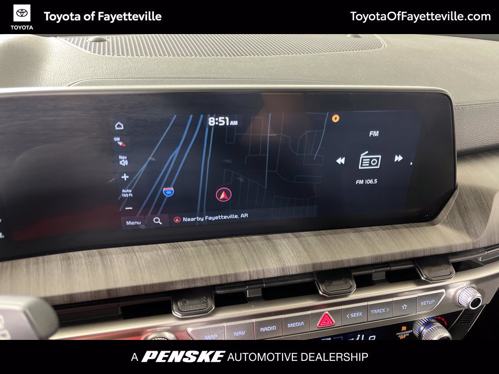Used 2023 Kia Telluride EX w/ EX Captain's Chair Package FWD image 28