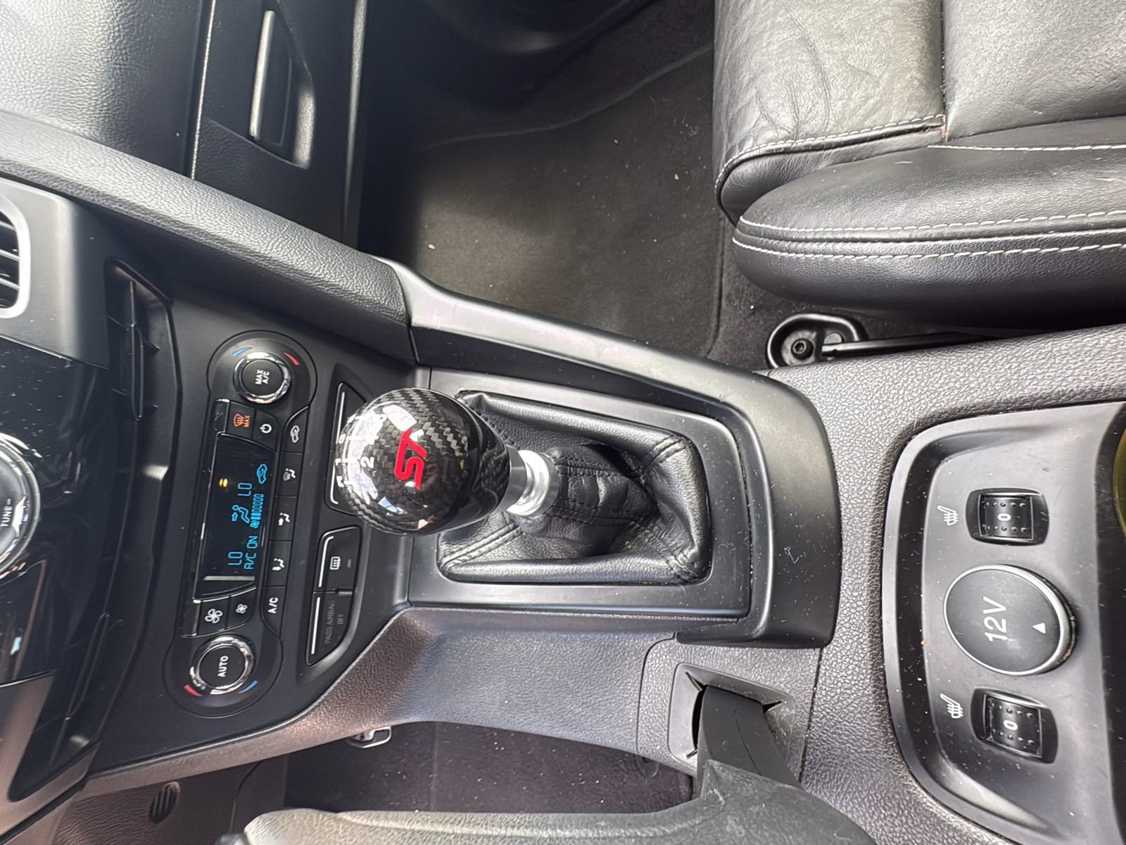 Used 2013 Ford Focus ST FWD image 19