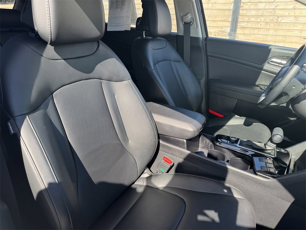 Used 2024 Kia Sportage SX image 19