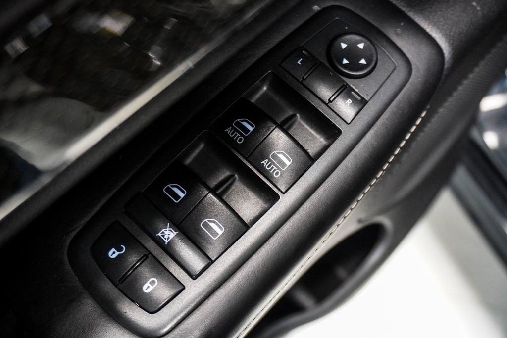 Used 2018 Jeep Grand Cherokee Trackhawk w/ Trailer Tow Group IV image 23