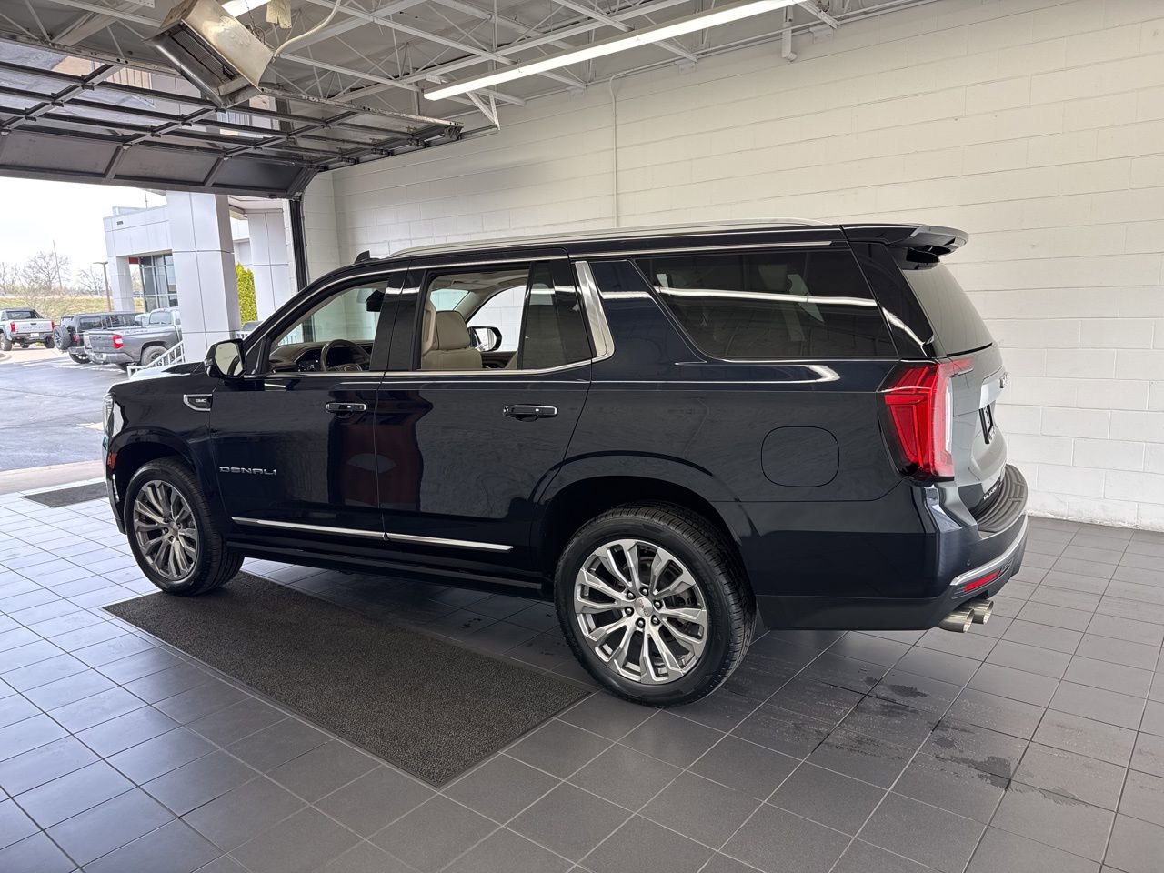 Used 2022 GMC Yukon Denali image 5