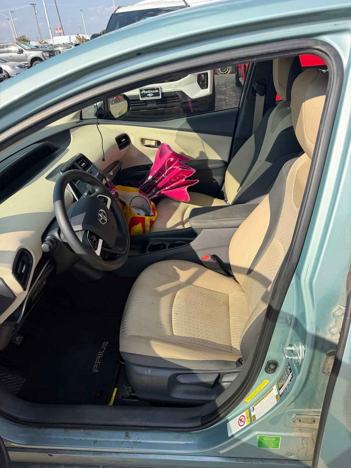 Used 2016 Toyota Prius Two FWD image 7