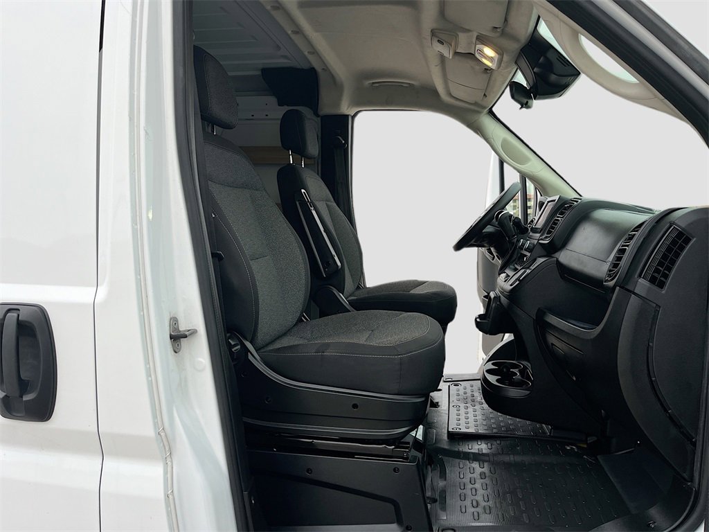 Used 2025 RAM ProMaster 2500 w/ U-Haul Equipment Group image 26