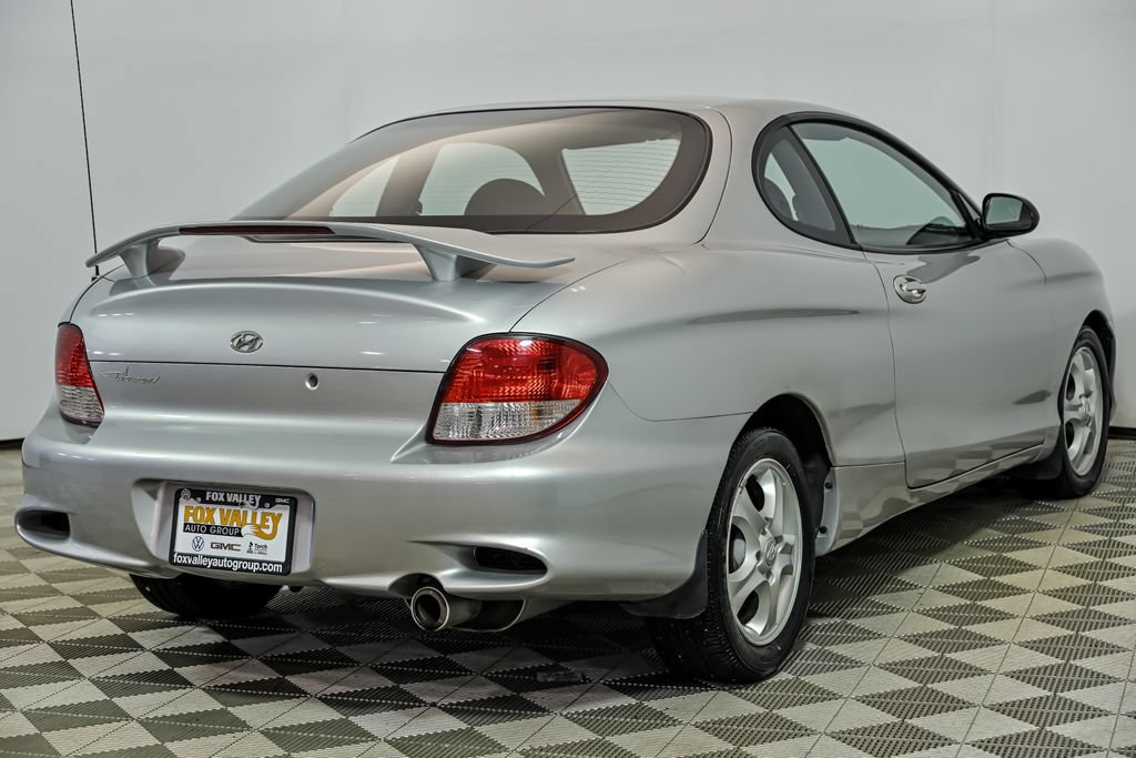 Used 2001 Hyundai Tiburon FWD image 8