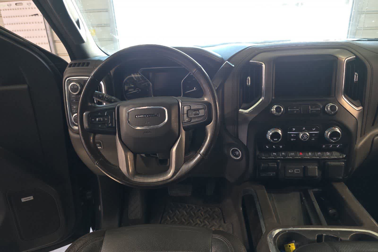 Used 2020 GMC Sierra 1500 Denali AWD/4WD image 16