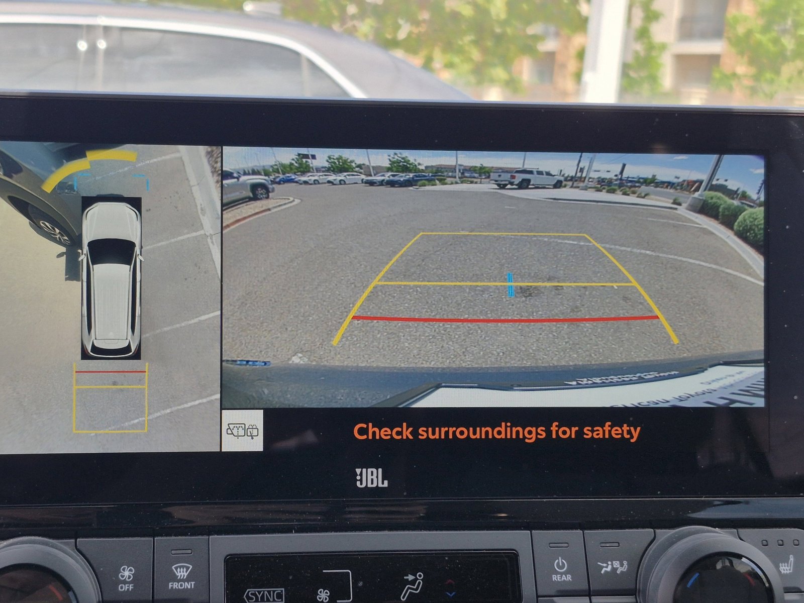 Used 2025 Toyota Grand Highlander AWD Hybrid image 32