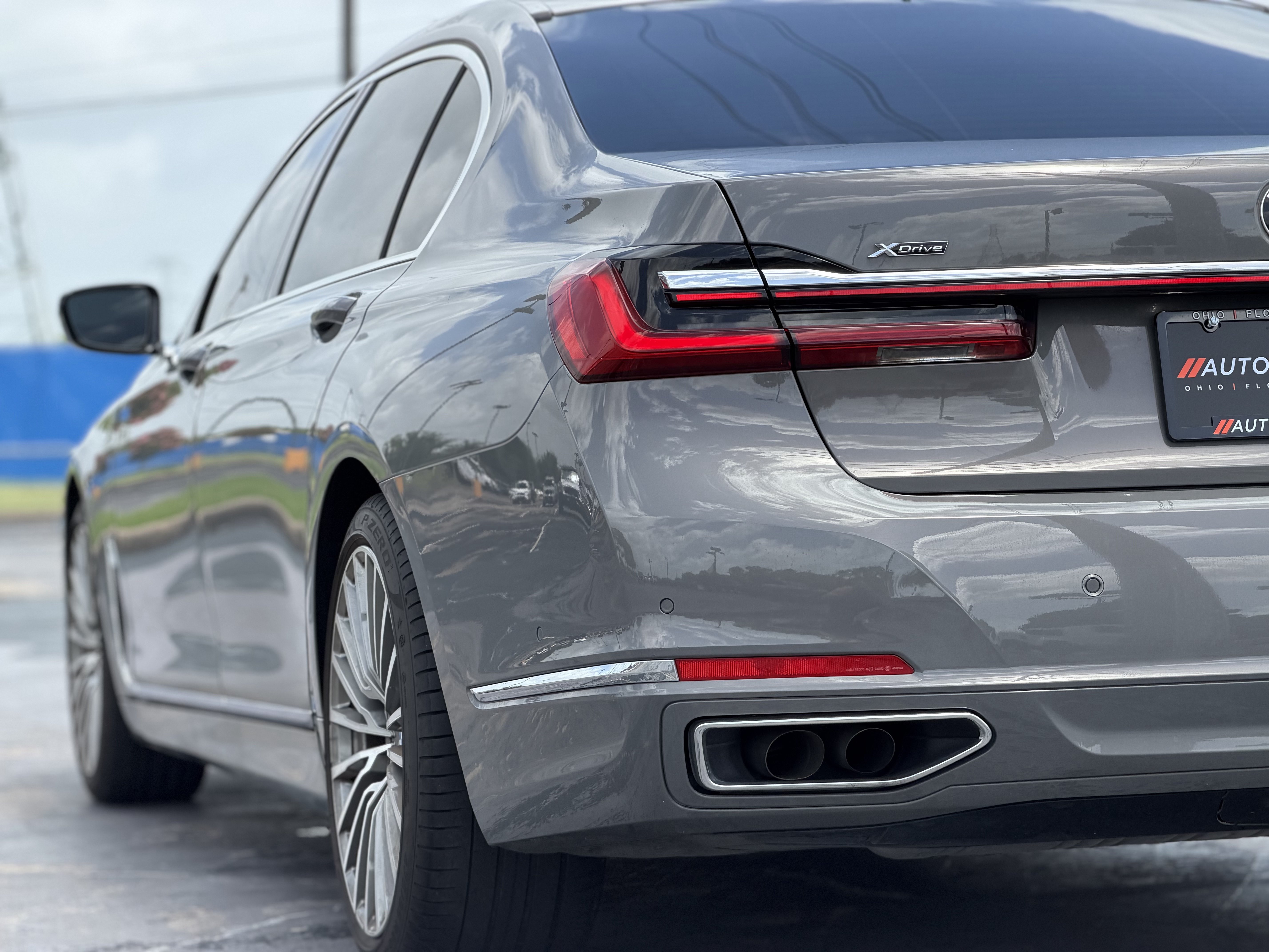Used 2020 BMW 750i xDrive w/ Executive Package AWD/4WD image 13