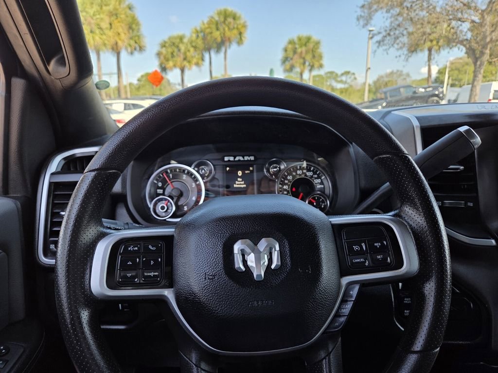 Certified 2022 RAM 3500 Big Horn image 29