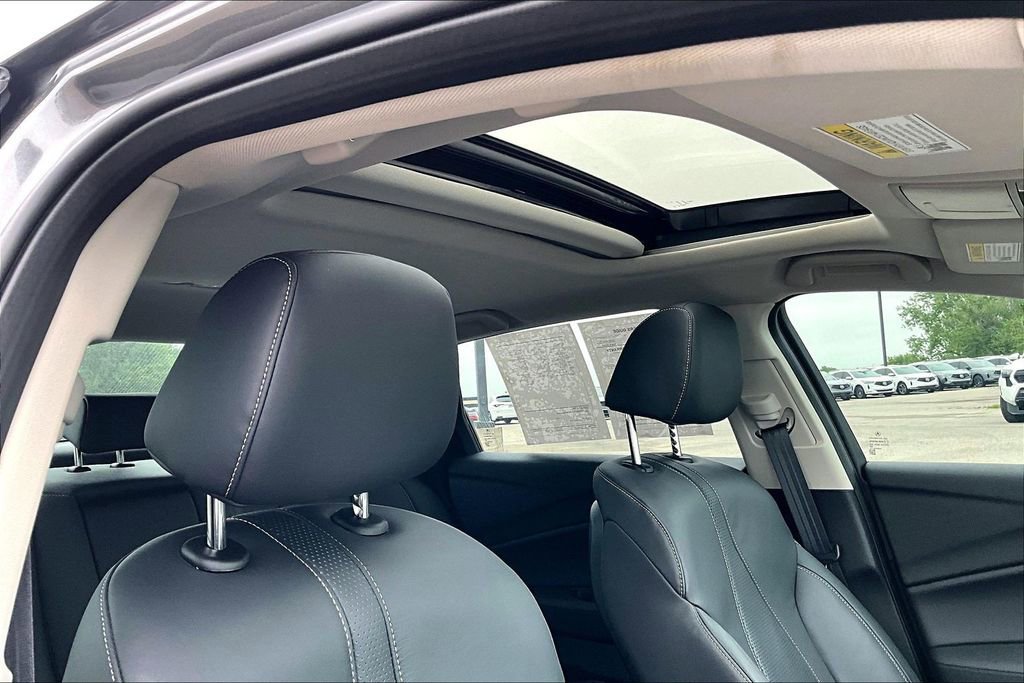 Used 2025 Acura TLX w/ Technology Package FWD image 22