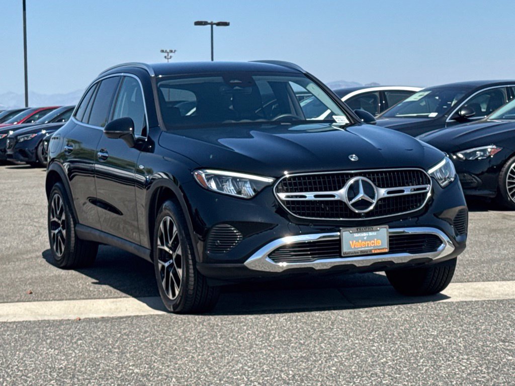 Certified 2025 Mercedes-Benz GLC 350e 4MATIC image 4