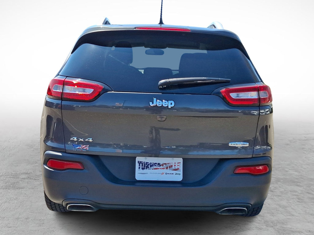 Used 2015 Jeep Cherokee Latitude w/ Comfort/Convenience Group image 4