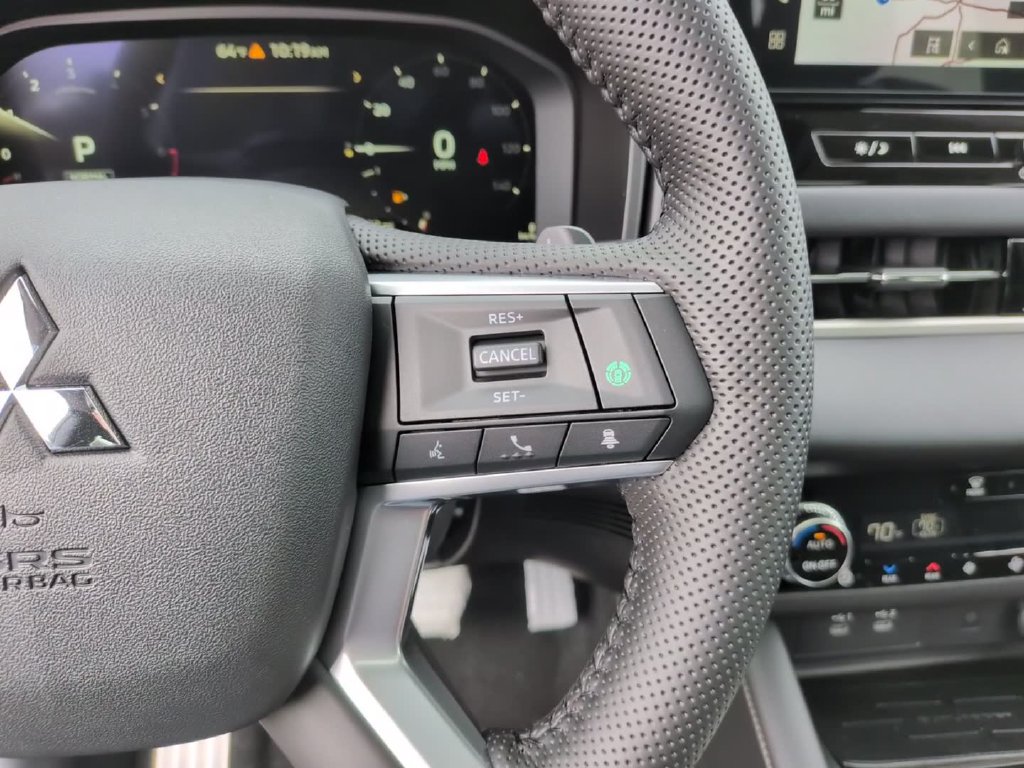 New 2026 Mitsubishi Outlander SEL AWD/4WD image 24