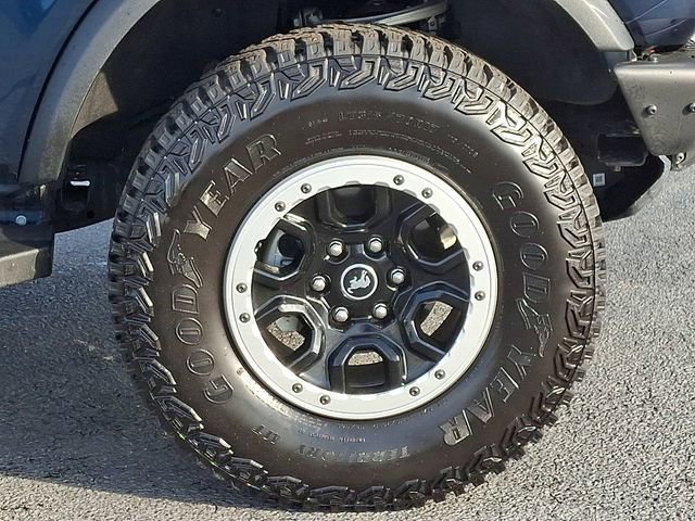 Used 2021 Ford Bronco Black Diamond image 11