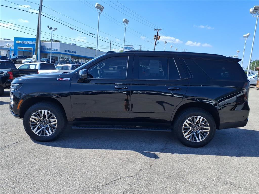 Used 2025 Chevrolet Tahoe Z71 w/ Comfort Package AWD/4WD image 7