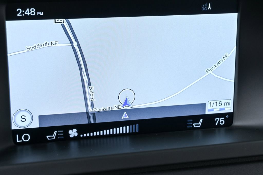 Used 2016 Volvo XC70 T5 Premier w/ Proximity Package AWD/4WD image 14