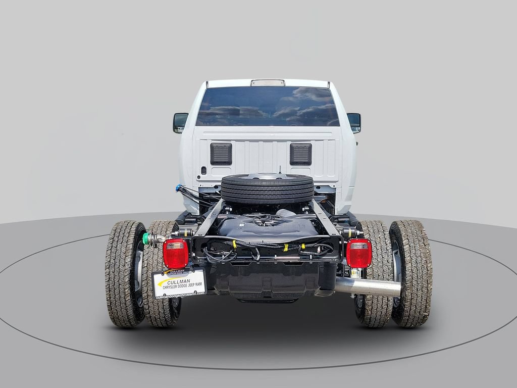New 2026 RAM 5500 Tradesman AWD/4WD image 4