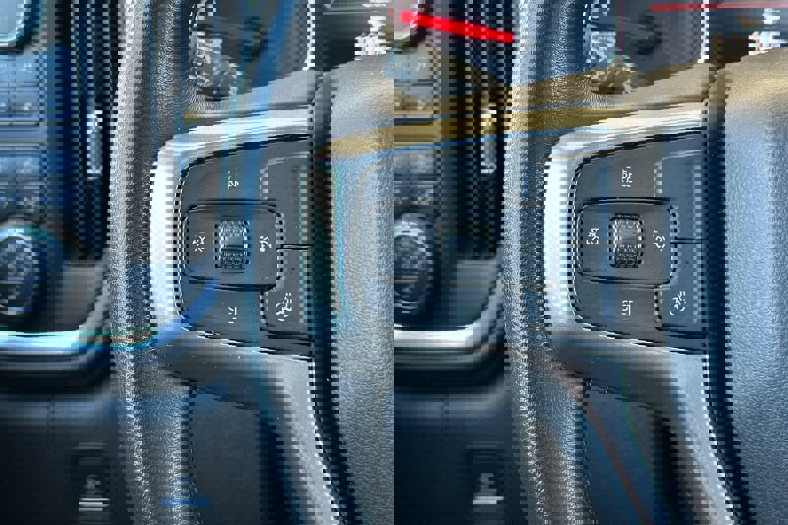 Used 2021 Chevrolet Silverado 1500 LTZ image 25