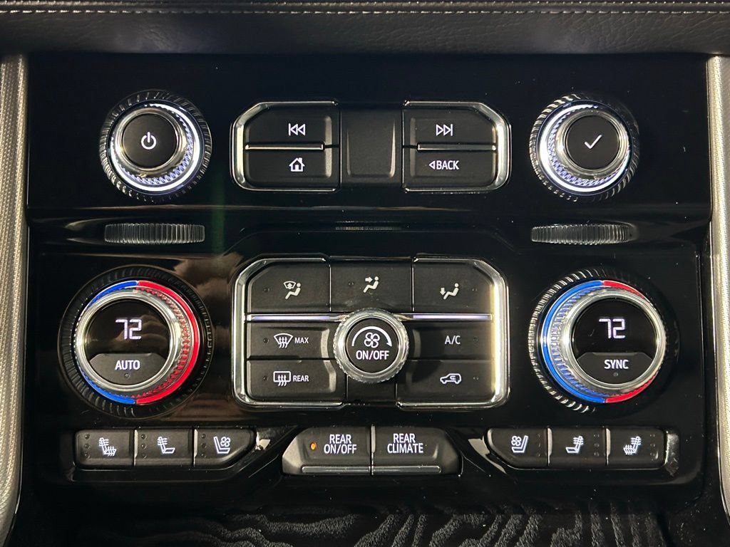 Used 2022 GMC Yukon XL Denali AWD/4WD image 25