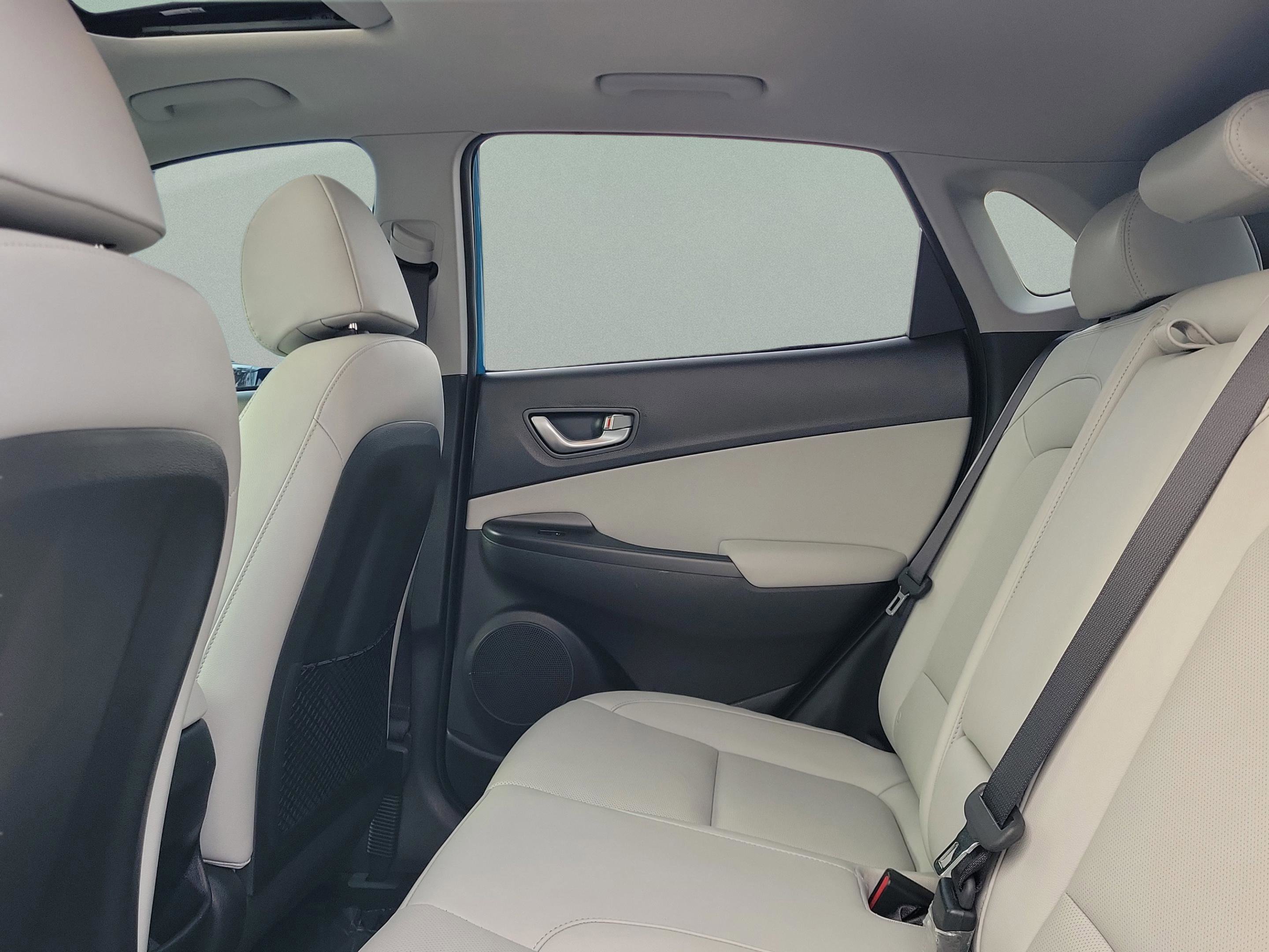 Certified 2023 Hyundai Kona Limited image 11