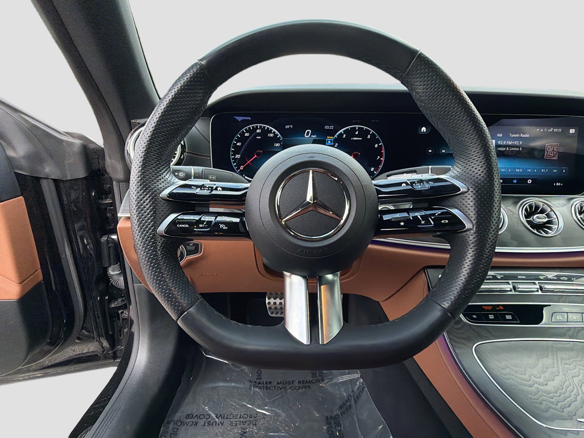 Used 2023 Mercedes-Benz E 450 Cabriolet image 37