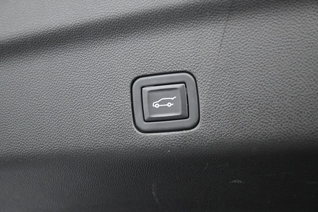 Used 2023 Chevrolet Tahoe LT w/ LT Signature Plus Package RWD image 45
