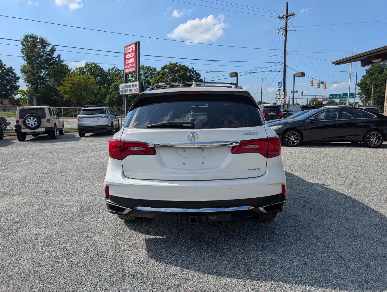 Used 2017 Acura MDX w/ Advance Package AWD/4WD image 8