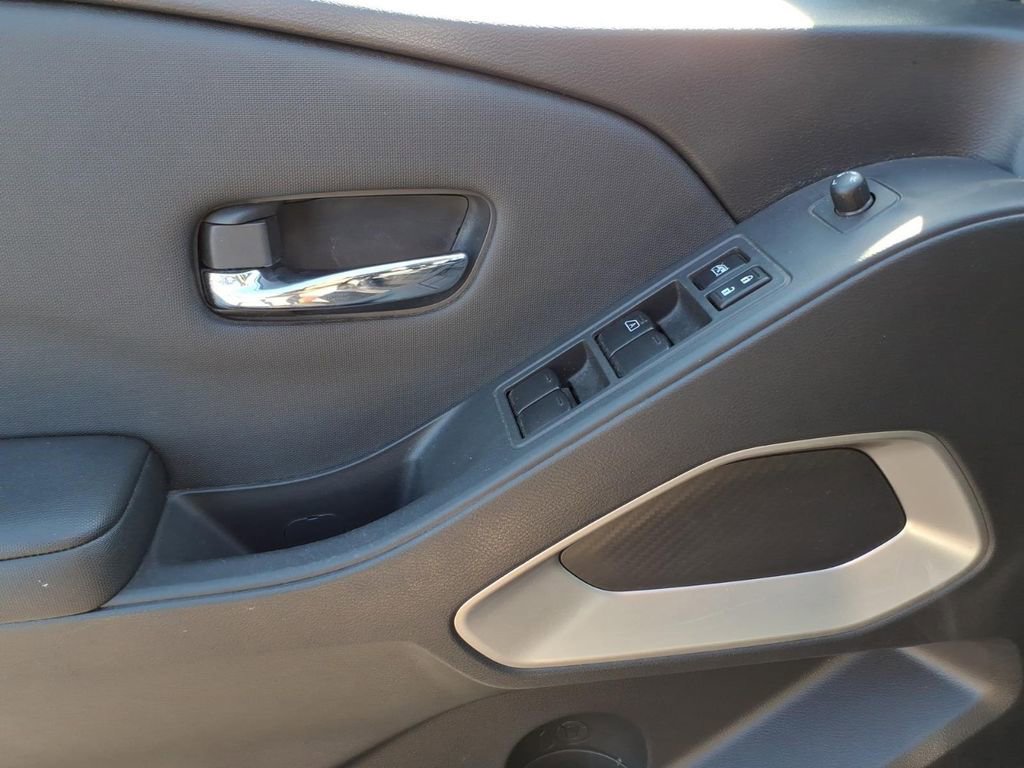 Used 2024 Nissan Frontier SV w/ SV Convenience Package image 14