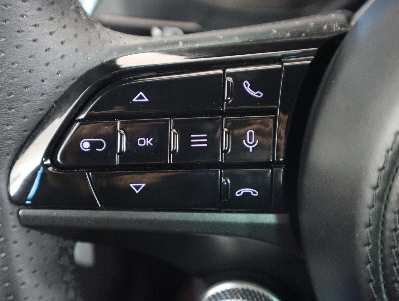 Used 2024 Maserati Grecale GT AWD/4WD image 18