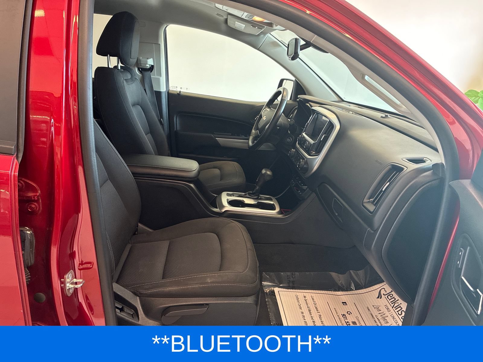 Used 2021 Chevrolet Colorado LT w/ LT Convenience Package AWD/4WD image 8