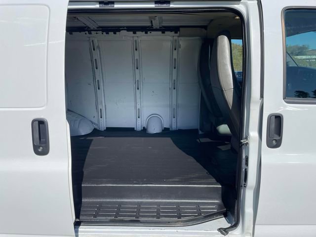 Used 2023 Chevrolet Express 2500 w/ Driver Convenience Package RWD image 9