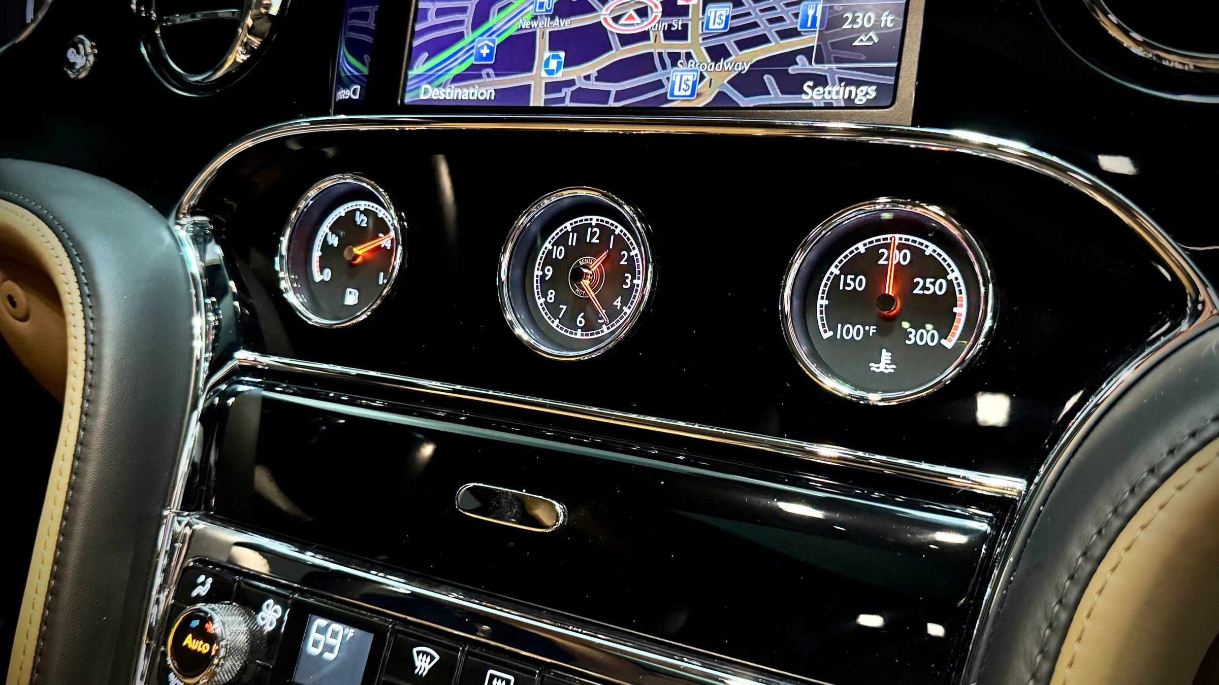 Used 2016 Bentley Mulsanne Speed RWD image 25