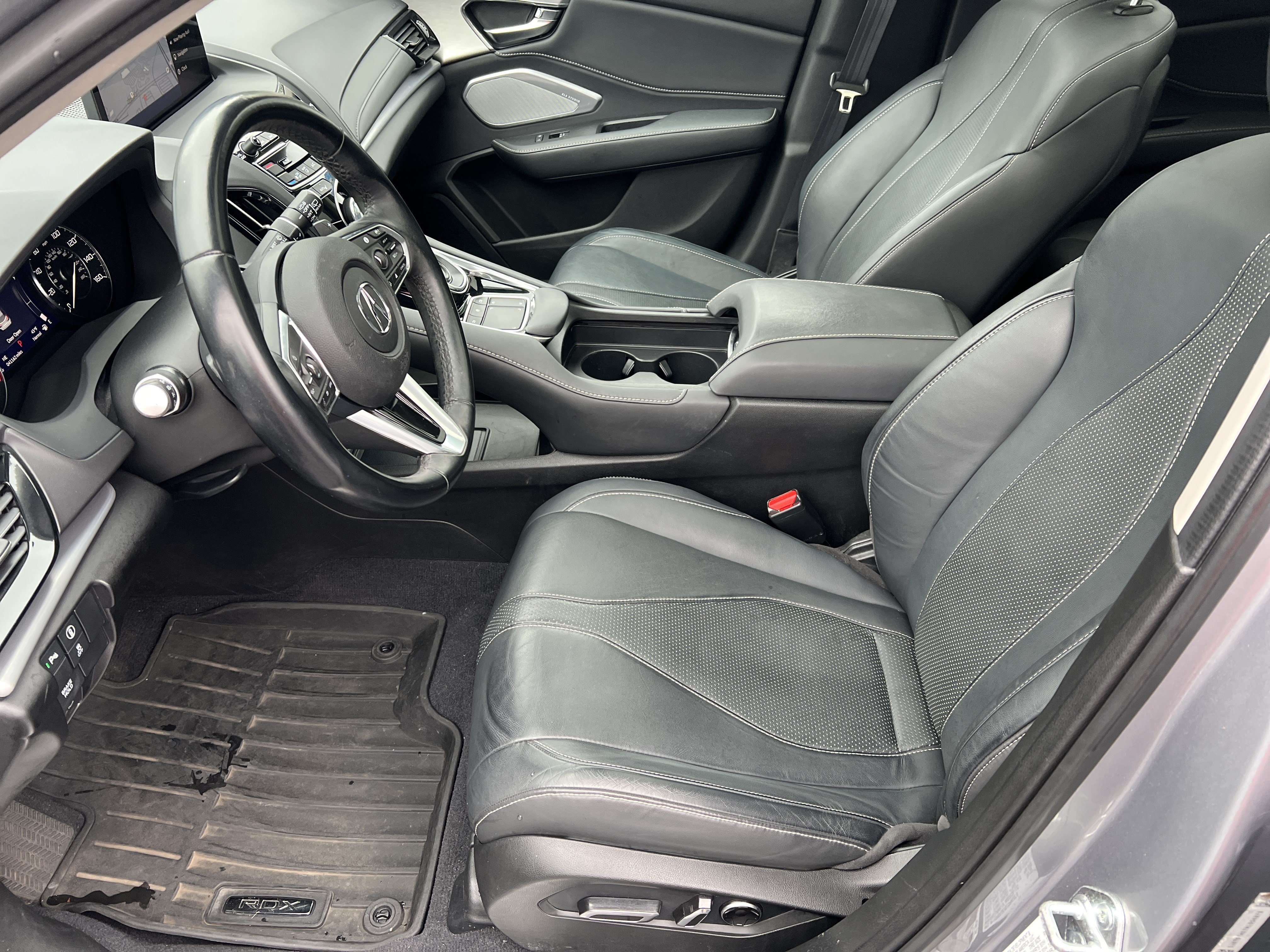 Used 2022 Acura RDX w/ Technology Package FWD image 9