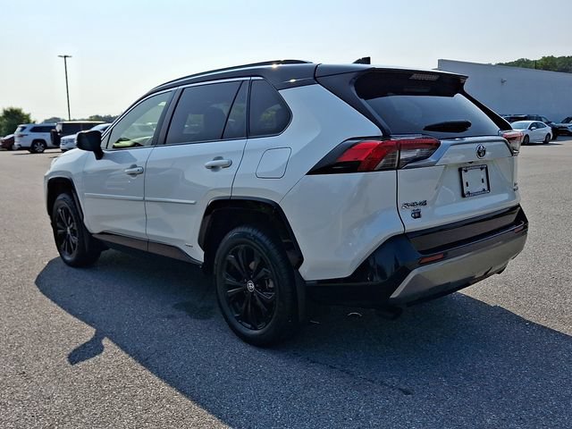 Certified 2022 Toyota RAV4 XSE w/ XSE Grade Weather Package AWD/4WD image 4