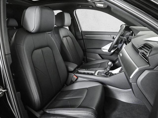 Certified 2025 Audi Q3 2.0T Premium Plus w/ Premium Plus Package image 21