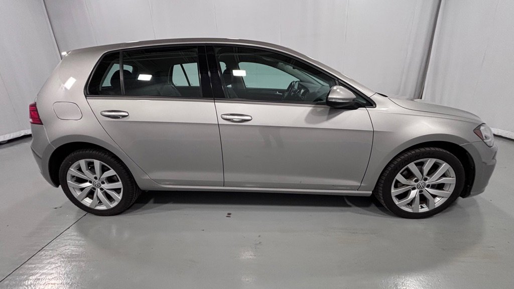 Used 2019 Volkswagen Golf SE w/ Driver Assistance Package FWD image 4